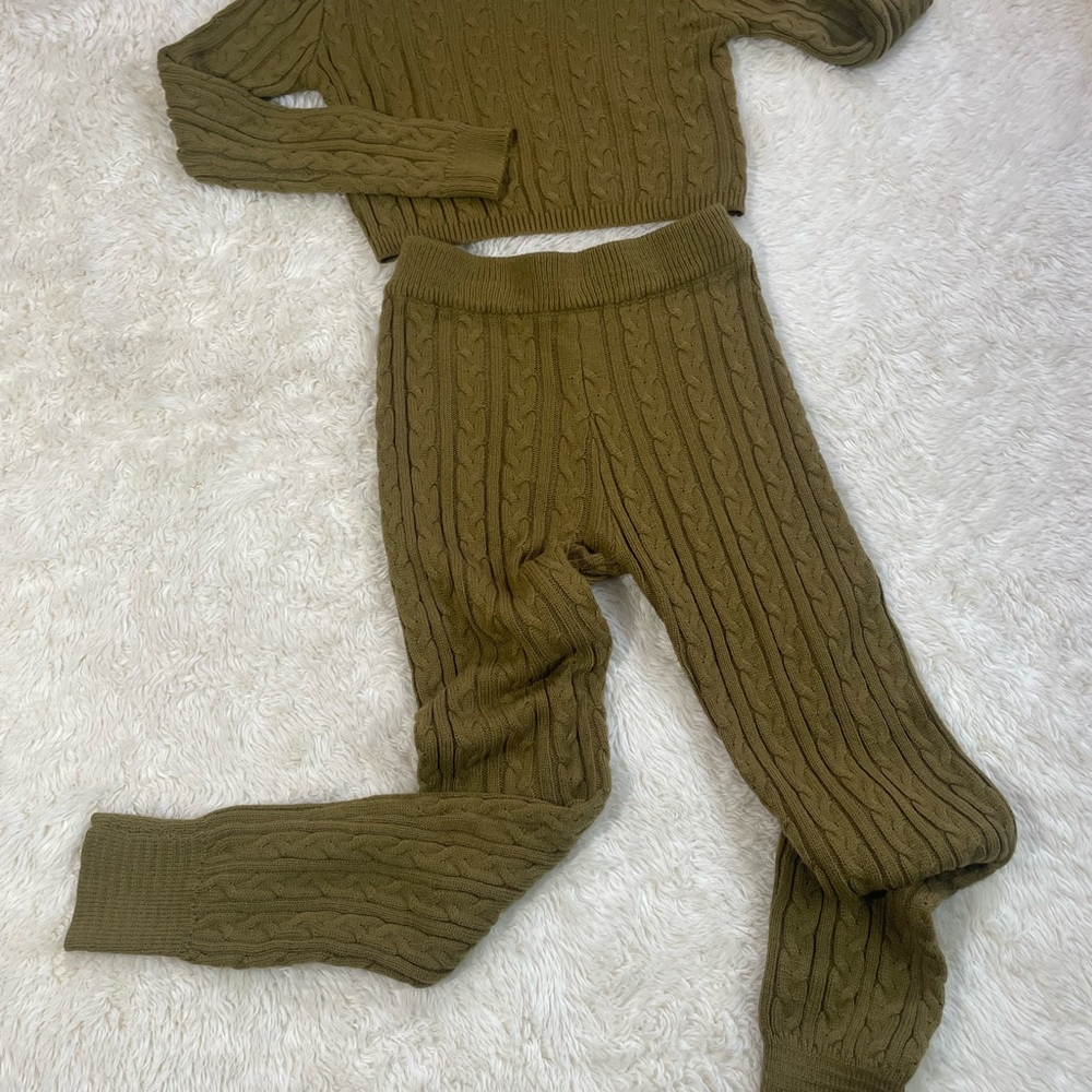 Immodel Olive Cable Knit Crop Sweater and Pants Set